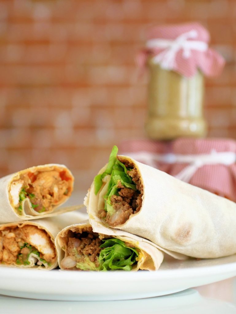 Vivir (y bien) del trabajo de fin de grado: cómo facturar 8 millones de euros vendiendo burritos